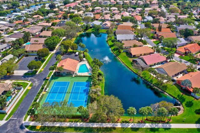 182 Temple Avenue, Boynton Beach, FL 33436