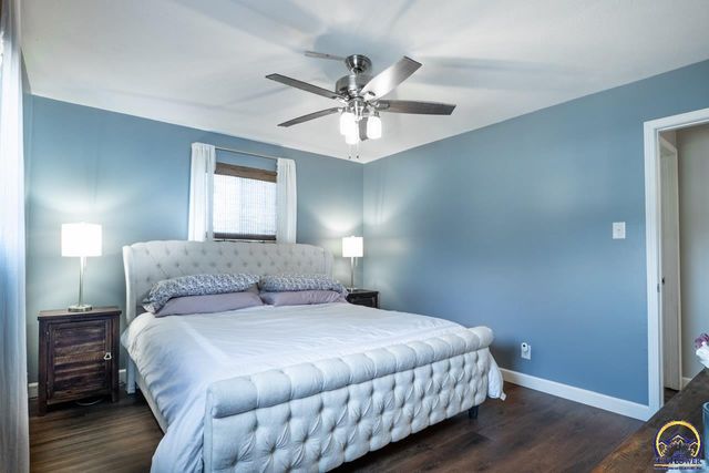 4800 SW Cochise AVE, Topeka, KS 66614