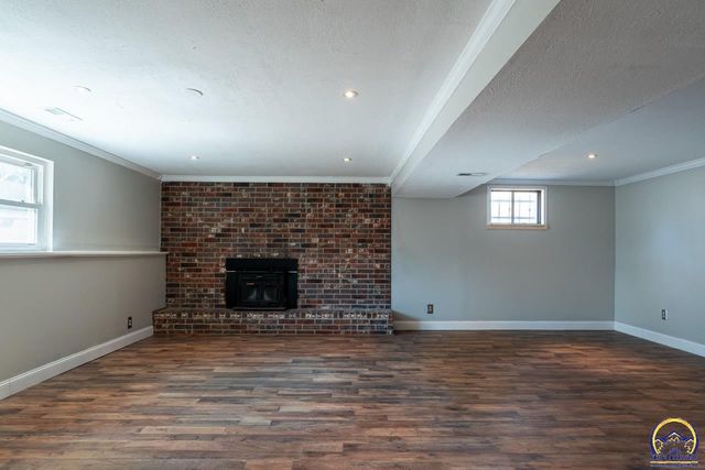 4800 SW Cochise AVE, Topeka, KS 66614