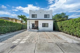 920 SW 9th Street, Miami, FL 33130
