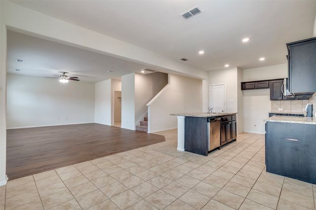 2120 Barnwell Drive, Fort Worth, TX 76108