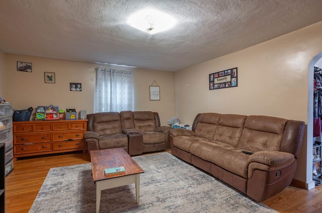 72 Palm Street, Nashua, NH 03060