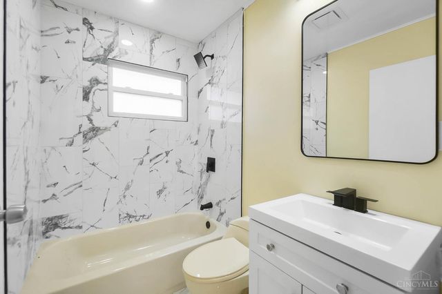 2680 Topeka Street, Colerain Twp, OH 45231