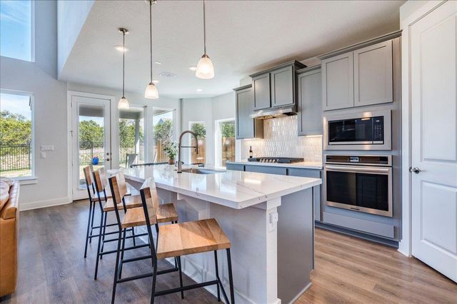 1166 Sage Thrasher CIR, Dripping Springs, TX 78620