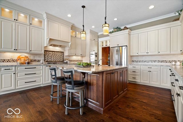 16366 River Crest Court, Westfield, IN 46062