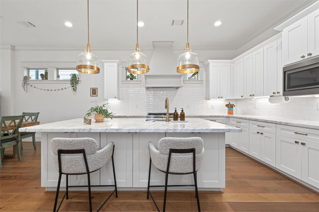 515 W 25th Street 1, Houston, TX 77008