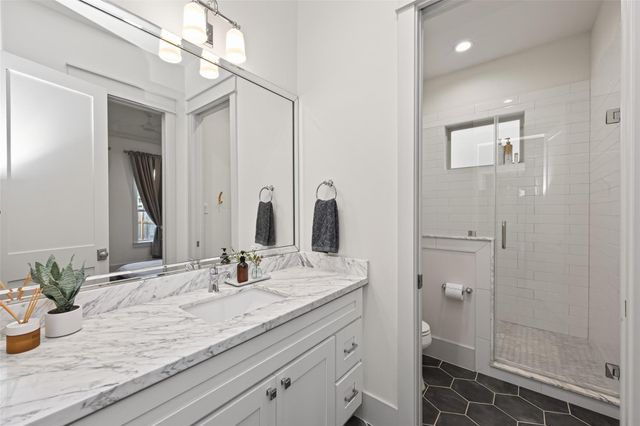 515 W 25th Street 1, Houston, TX 77008