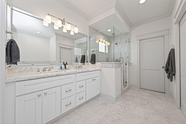 515 W 25th Street 1, Houston, TX 77008
