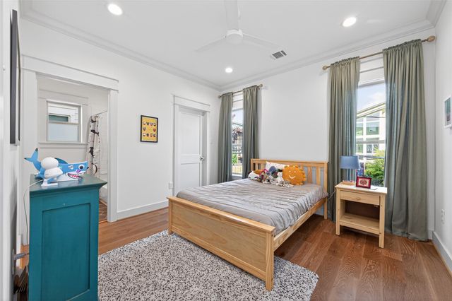 515 W 25th Street 1, Houston, TX 77008