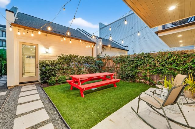 515 W 25th Street 1, Houston, TX 77008