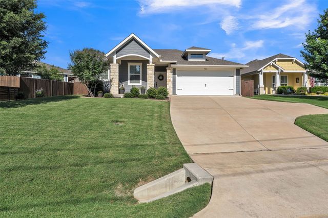 721 W Kimball Street, Mansfield, TX 76063