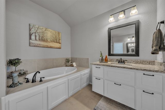 721 W Kimball Street, Mansfield, TX 76063