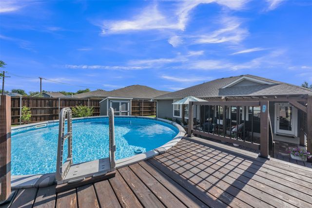 721 W Kimball Street, Mansfield, TX 76063