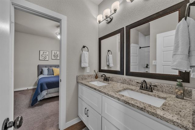 721 W Kimball Street, Mansfield, TX 76063
