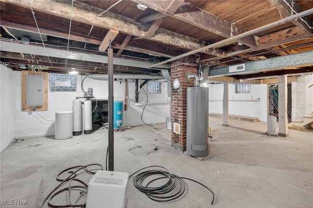 17394 State Route 62, Beloit, OH 44609