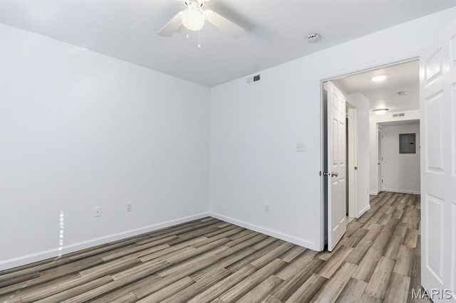 9755 Newham Drive 10D, St Louis, MO 63123