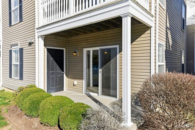 9755 Newham Drive 10D, St Louis, MO 63123