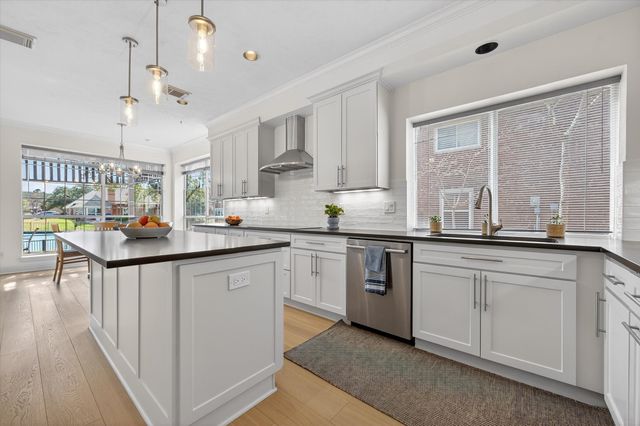 3004 Waterway Court, Arlington, TX 76012