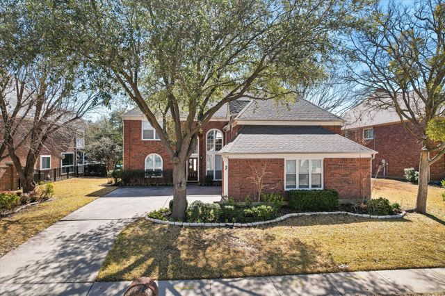 3004 Waterway Court, Arlington, TX 76012