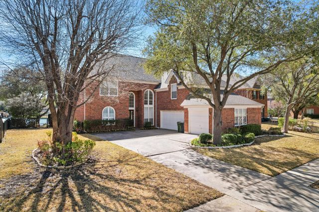 3004 Waterway Court, Arlington, TX 76012