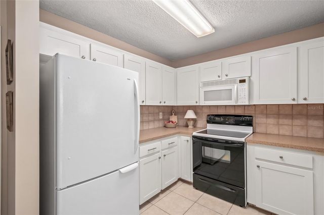 8650 SW 94TH LANE C, Ocala, FL 34481