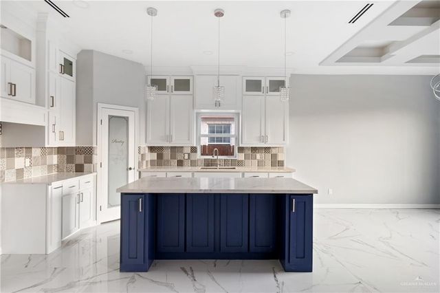 608 Tierra Prometida Street, Weslaco, TX 78596