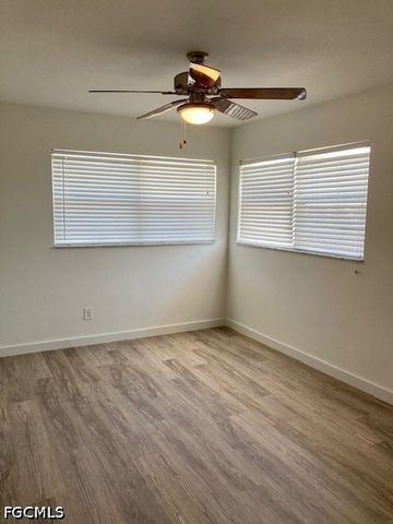 5242 Seagull CT, Cape Coral, FL 33904