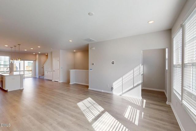 5019 Jowett'S Walk Drive 33, Cary, NC 27519