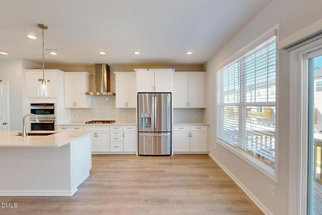 5019 Jowett'S Walk Drive 33, Cary, NC 27519