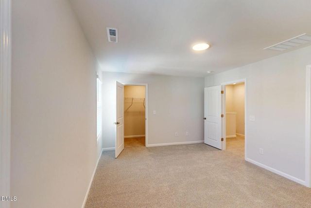 5019 Jowett'S Walk Drive 33, Cary, NC 27519