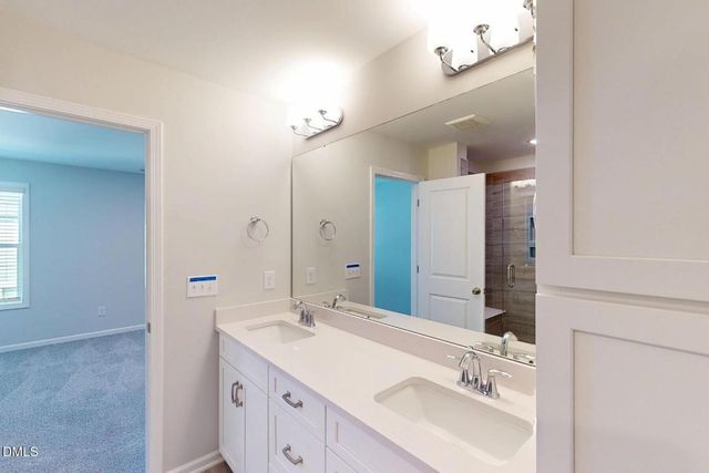 5019 Jowett'S Walk Drive 33, Cary, NC 27519