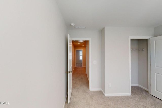 5019 Jowett'S Walk Drive 33, Cary, NC 27519