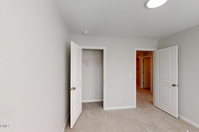 5019 Jowett'S Walk Drive 33, Cary, NC 27519