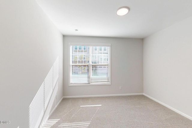 5019 Jowett'S Walk Drive 33, Cary, NC 27519