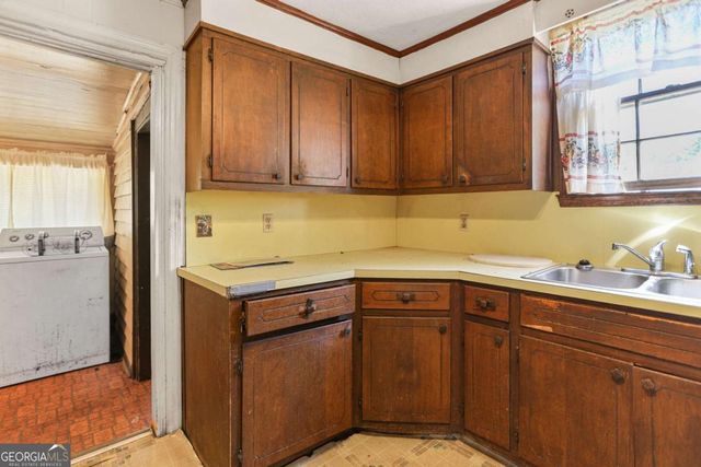 143 Cedar Creek Road, Newnan, GA 30263