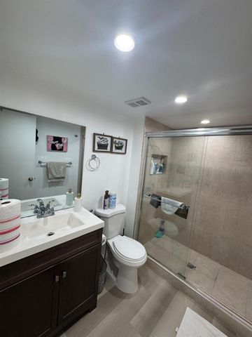 8955 Wiles Road 206, Coral Springs, FL 33067
