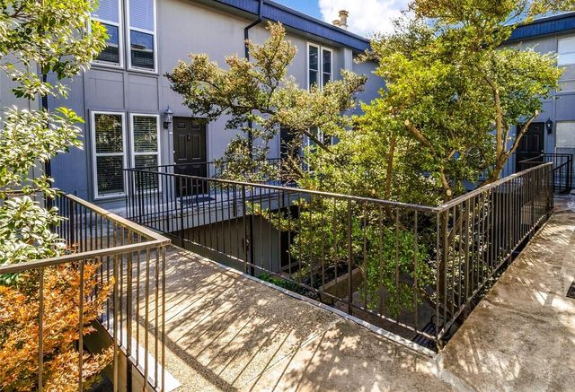 4020 Holland Avenue 213, Dallas, TX 75219