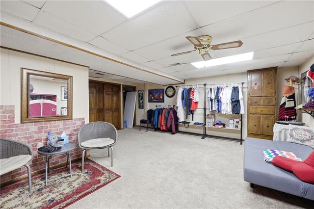 4680 N OLIVE Street, Kansas City, MO 64116