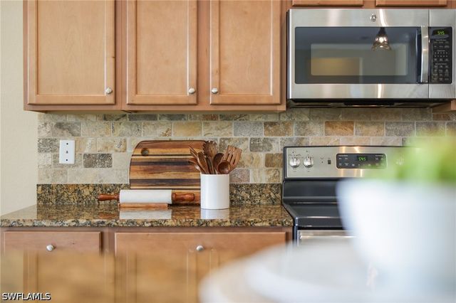 11000 Cherry Laurel DR, Fort Myers, FL 33912