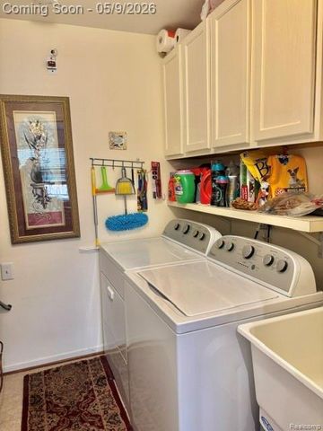 14106 WATERSWAY Drive 40, Gibraltar, MI 48173