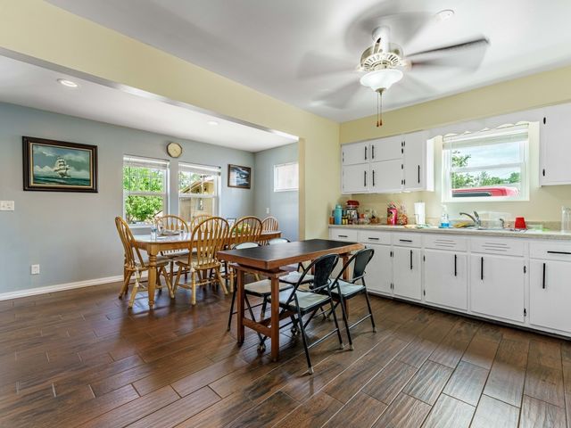 93 E Craig Drive, Chicago Heights, IL 60411