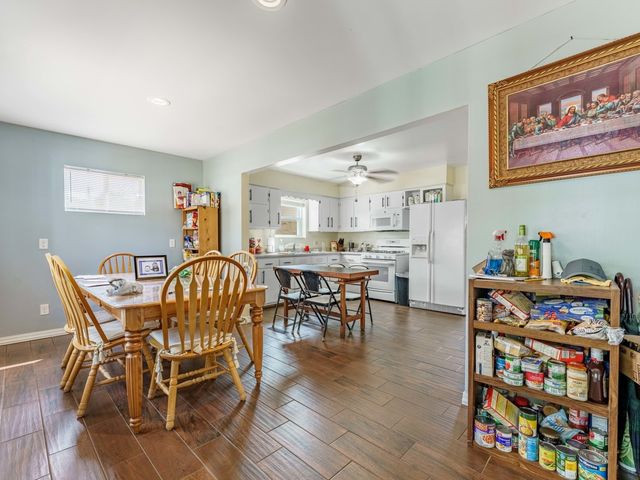 93 E Craig Drive, Chicago Heights, IL 60411