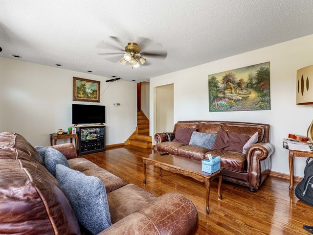 93 E Craig Drive, Chicago Heights, IL 60411