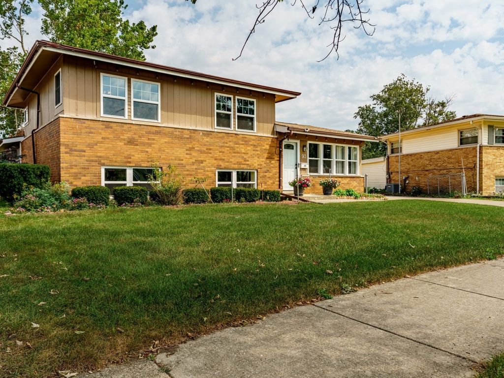 93 E Craig Drive, Chicago Heights, IL 60411 — photo 2