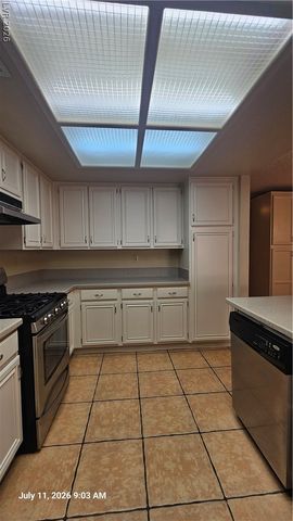 3205 Shallow Point Circle, Las Vegas, NV 89117