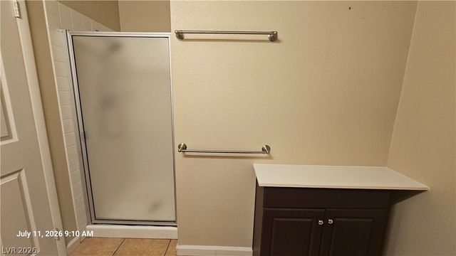 3205 Shallow Point Circle, Las Vegas, NV 89117