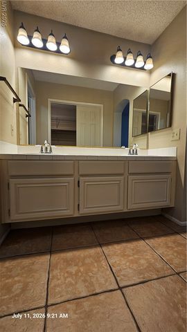 3205 Shallow Point Circle, Las Vegas, NV 89117
