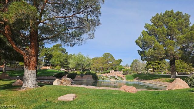 3205 Shallow Point Circle, Las Vegas, NV 89117