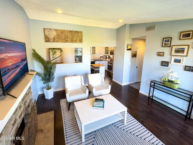 6579 Harvard Street, Moorpark, CA 93021