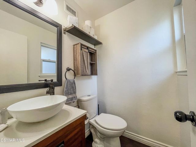 6579 Harvard Street, Moorpark, CA 93021